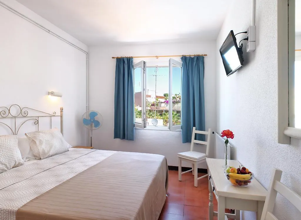Hotel Caleta Lloret de Mar 0*,  Spain